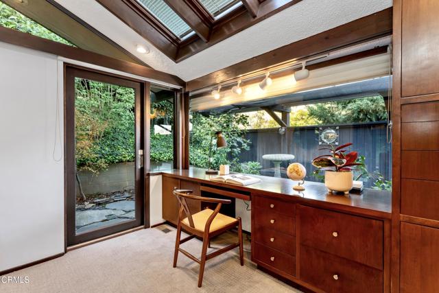 Detail Gallery Image 39 of 67 For 1345 Carnarvon Dr, Pasadena,  CA 91103 - 2 Beds | 2 Baths