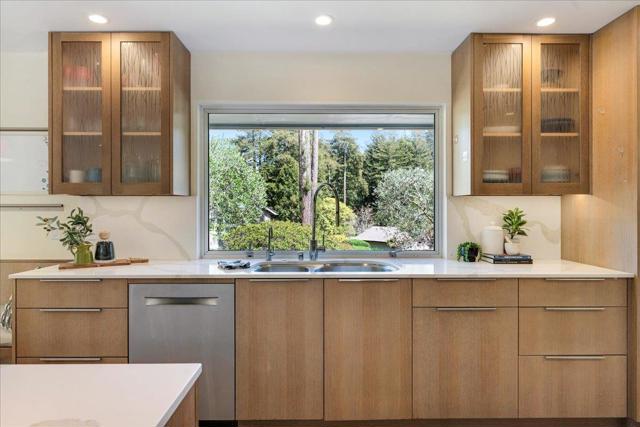 111 Esmeralda Drive, Santa Cruz CA: https://media.crmls.org/mediaz/d45a0b44-2f28-4561-af9d-96a4c1dfaf81.jpg