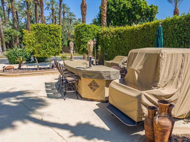 80394 Ave 48, Indio CA: https://media.crmls.org/mediaz/d45ab167-befa-45b5-b854-bd0c1ed94346.jpg