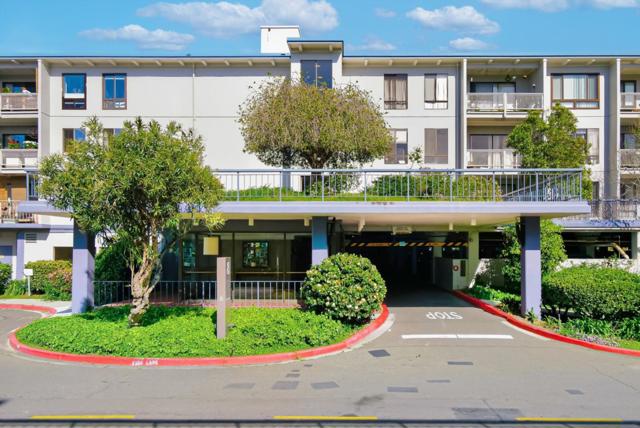 8 Commodore Drive, Emeryville CA: https://media.crmls.org/mediaz/d45b37bd-bc8c-4b61-b67a-e7a7b1159174.jpg