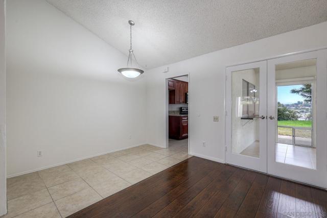 14745 Caminito Orense Este, San Diego CA: https://media.crmls.org/mediaz/d45ca3d7-bdd7-46ec-8b2c-f42ba4cf90ce.jpg