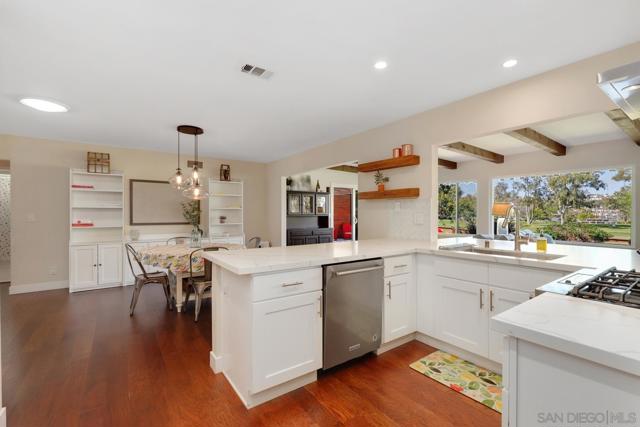 1144 San Julian Dr, San Marcos CA: https://media.crmls.org/mediaz/d45ca8eb-05eb-478d-8560-4e7058486106.jpg