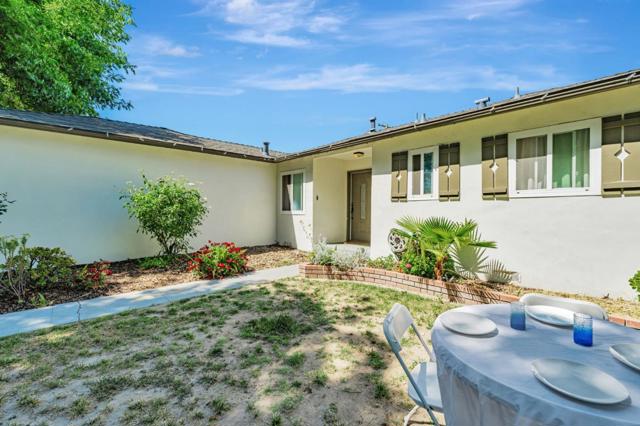 2105 Geneva Drive, Modesto CA: https://media.crmls.org/mediaz/d45ecda0-a934-4d0b-9e92-add21cb983ae.jpg