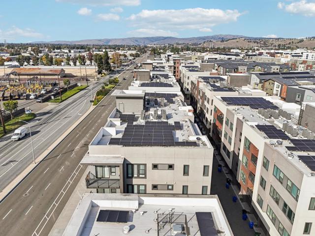 45058 Fremont Boulevard, Fremont CA: https://media.crmls.org/mediaz/d45f7756-fcfc-4431-988d-5ca80fd0d85d.jpg