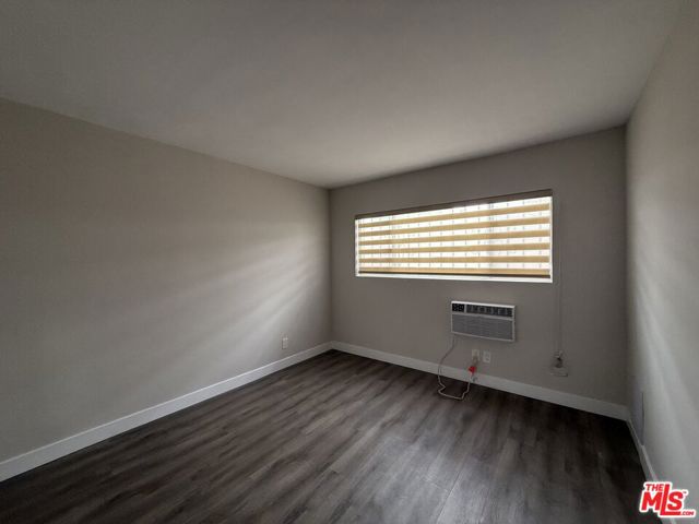 1625 Franklin Street, Santa Monica CA: https://media.crmls.org/mediaz/d4609072-3fa7-48f5-b01f-380eb97d0ea2.jpg