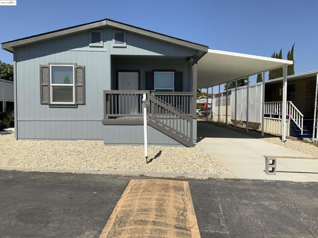 46 Palm Dr., Pittsburg CA: https://media.crmls.org/mediaz/d46172a3-6dc2-45ad-a252-3194fd1902ec.jpg