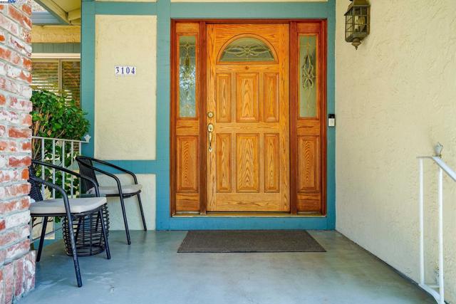 3104 sombrero circle, San Ramon CA: https://media.crmls.org/mediaz/d4631773-b4be-4695-9340-84ad0b4c11ed.jpg