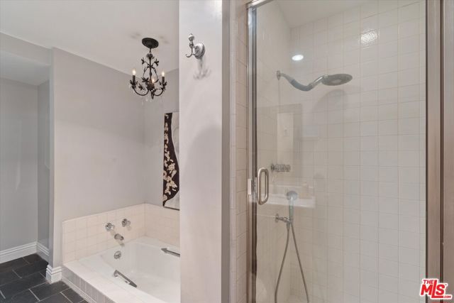 8455 Fountain Avenue, West Hollywood CA: https://media.crmls.org/mediaz/d46346fd-1515-458c-a8a4-aa491fb78b89.jpg