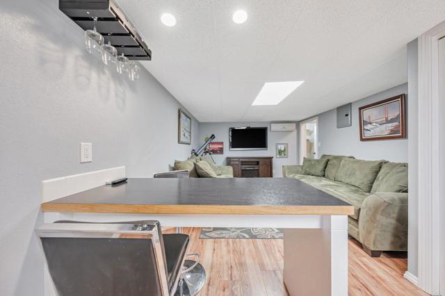 12340 Lakeshore Drive, Clearlake CA: https://media.crmls.org/mediaz/d46442f6-daab-4182-8d29-93bb99705b51.jpg