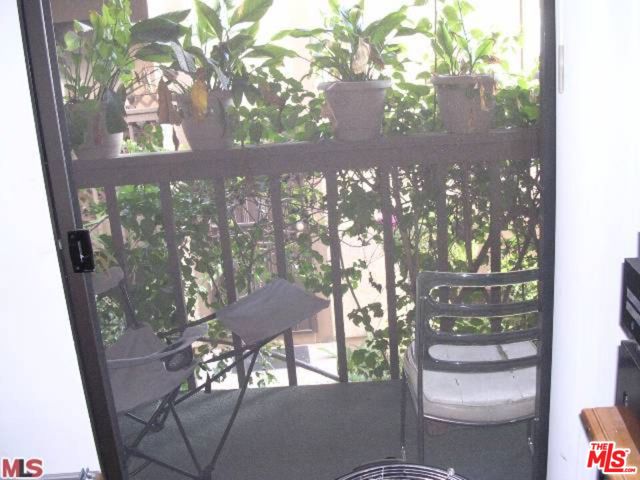 850 W 157TH Street, Gardena CA: https://media.crmls.org/mediaz/d46572f5-b679-4a2d-82de-9cf7af682e3a.jpg