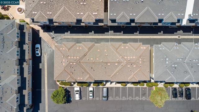 239 Marina Village Rd, Benicia CA: https://media.crmls.org/mediaz/d465e137-64d6-4a24-a1cd-df762f8b59e1.jpg