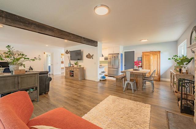 29 Karen Drive, Watsonville CA: https://media.crmls.org/mediaz/d4660b4e-8aea-4351-b11a-4746cd7491c0.jpg