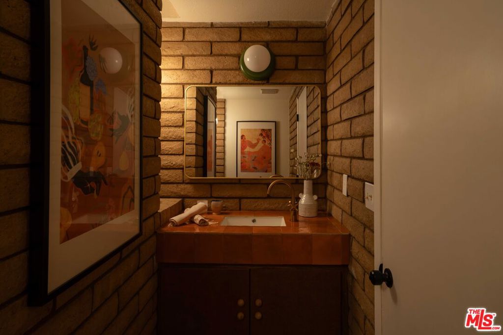 MLS #25598609 image #24