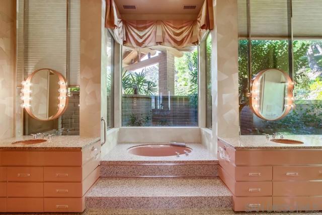 15731 Pauma Valley Dr., Pauma Valley CA: https://media.crmls.org/mediaz/d467eed5-3db6-4af8-a5ca-f0993b0543b0.jpg