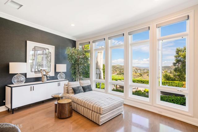 2366 Heatherbank Court, Lake Sherwood CA: https://media.crmls.org/mediaz/d4680149-905b-485a-93af-b2805ea0b001.jpg