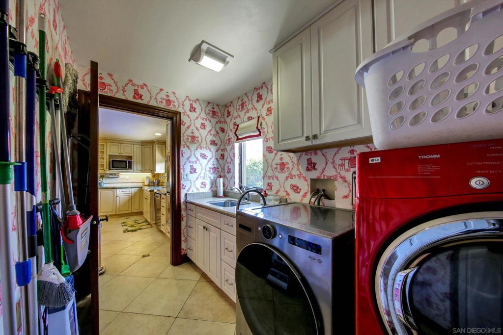 2540 Chatsworth - photo 14