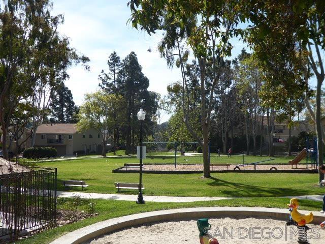 8067 Camino Kiosco, San Diego CA: https://media.crmls.org/mediaz/d468ade5-4856-4a70-9589-017eccdcf2bf.jpg