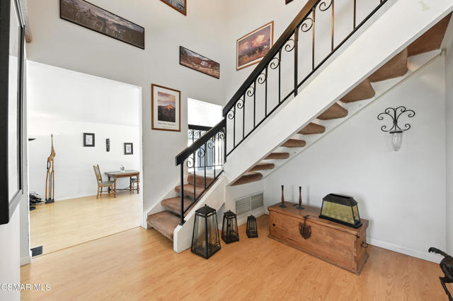 1589 N Alva Circle, Simi Valley CA: https://media.crmls.org/mediaz/d469158c-c66c-4ab1-93f2-221887391b7f.jpg