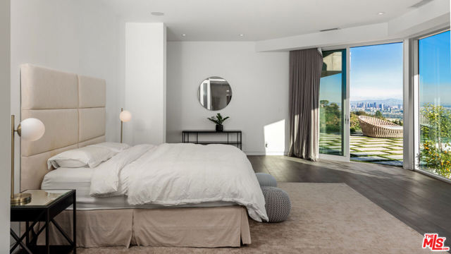 Drew Fenton | 9305 Nightingale Drive Los Angeles CA | MLS: 7240240
