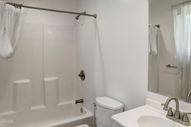 Detail Gallery Image 27 of 30 For 7539 Valaho Dr, Los Angeles,  CA 91042 - 3 Beds | 3 Baths