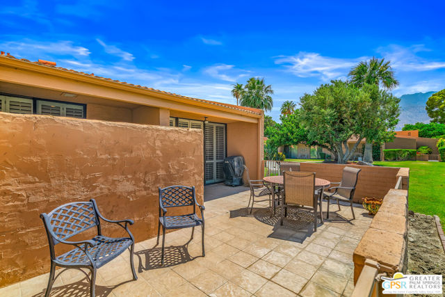 2557 N Whitewater, Palm Springs CA: https://media.crmls.org/mediaz/d46aac6a-fc93-4db1-9c7d-53f94263d2aa.jpg