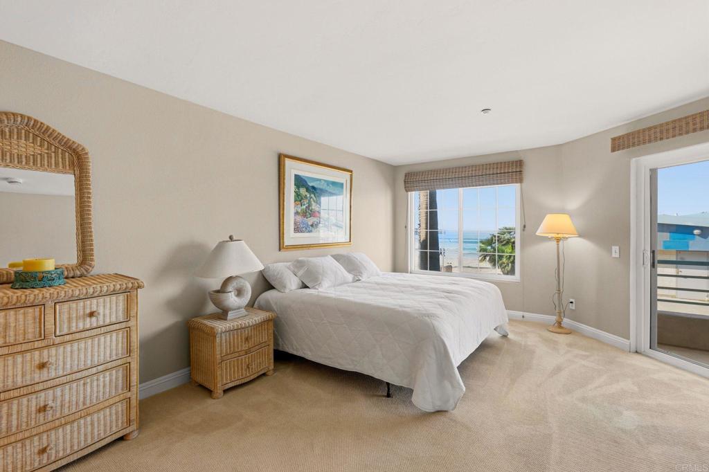 400 The Strand - photo 15