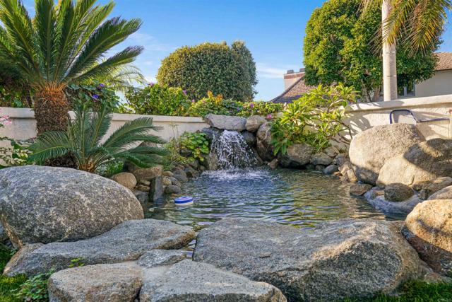 Detail Gallery Image 8 of 44 For 2438 Ocean St, Carlsbad,  CA 92008 - 3 Beds | 2/1 Baths