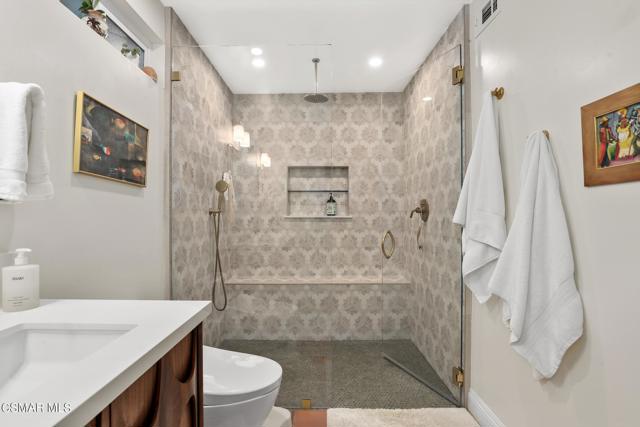 3348 Holloway Street, Newbury Park CA: https://media.crmls.org/mediaz/d46c464a-9ee6-418b-a24a-6d971ee55cb7.jpg