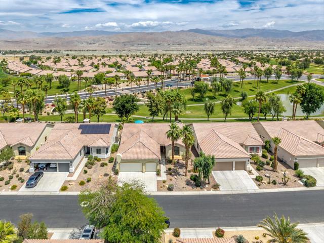 80086 Camino Santa Elise, Indio CA: https://media.crmls.org/mediaz/d46c5fc6-5992-4e0d-9b4e-a9527062312a.jpg