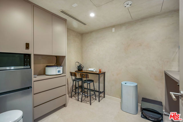  Commercial for Sale in Beverly Hills, California
