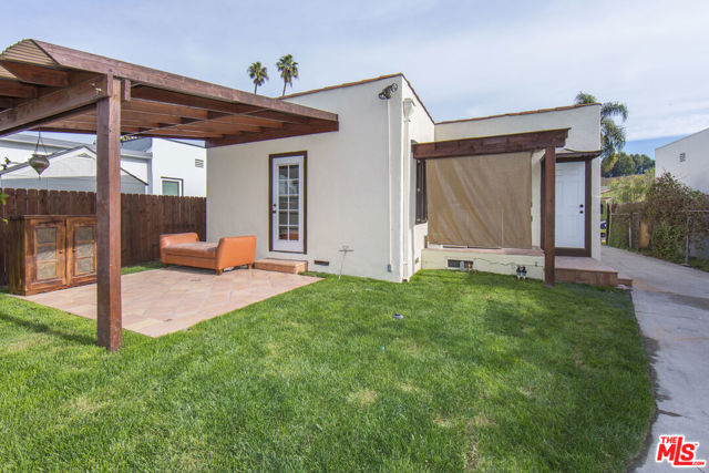 Image 3 for 2819 Vineyard Ave, Los Angeles, CA 90016