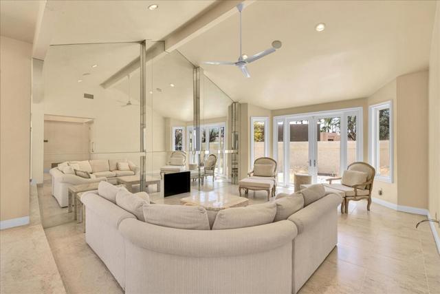 39 Santo Domingo Drive, Rancho Mirage CA: https://media.crmls.org/mediaz/d46f2a68-86a2-493c-b386-c4506d314010.jpg