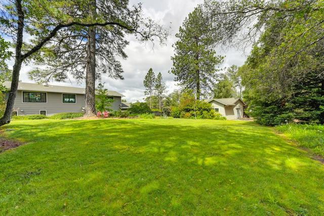 2640 Gayle Lane, Auburn CA: https://media.crmls.org/mediaz/d46f9416-899c-46f1-af94-6982287d80d4.jpg