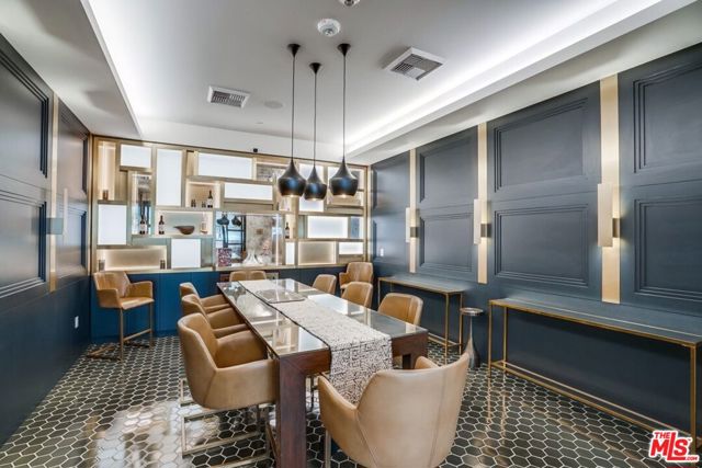 Wine Lounge