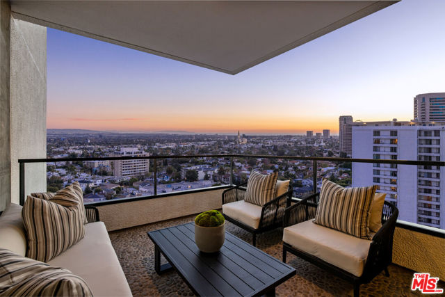 Image 2 for 10350 Wilshire Blvd #1504, Los Angeles, CA 90024