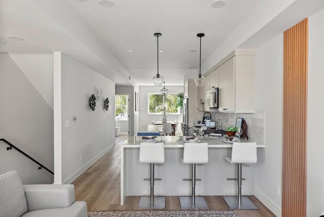 517 Union Avenue, Campbell CA: https://media.crmls.org/mediaz/d4715e07-063d-4ba6-81d5-205d4f135af7.jpg