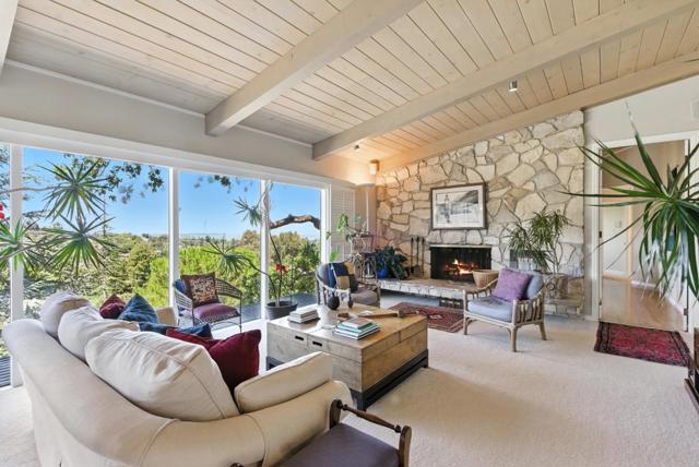2935 Sherwood Drive, San Carlos CA: https://media.crmls.org/mediaz/d4727272-75fb-48d9-8c42-5bcdef7f60cd.jpg