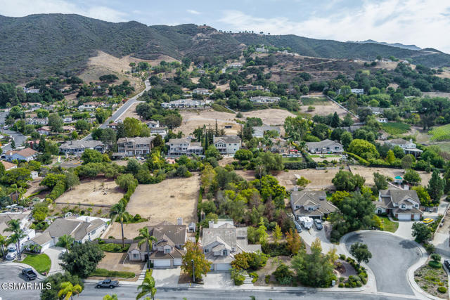 2219 Mapleleaf Avenue, Newbury Park CA: https://media.crmls.org/mediaz/d472ba65-d3b8-4810-9471-b8700f993307.jpg