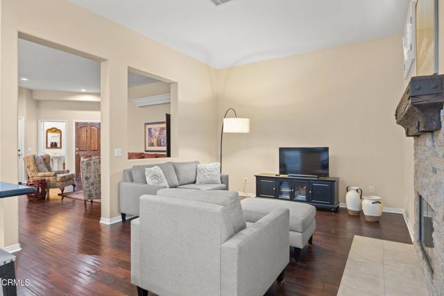 985 Corte Augusta, Camarillo CA: https://media.crmls.org/mediaz/d4732cc8-a6f5-4de1-93ee-b3b980a1248b.jpg