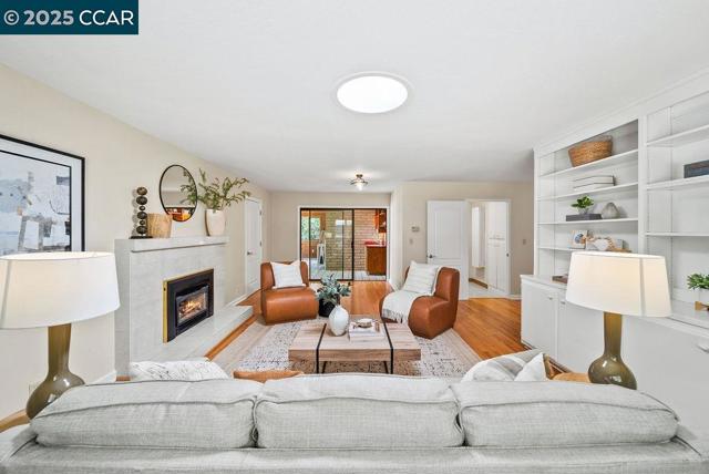 53 Brookside Rd., Orinda CA: https://media.crmls.org/mediaz/d4734c82-8978-44b4-83f0-c73feeba36cb.jpg