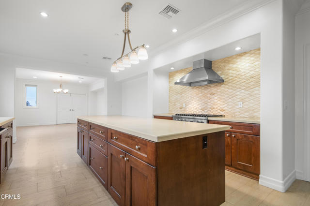 Detail Gallery Image 14 of 45 For 11961 Darlington Ave #3,  Los Angeles,  CA 90049 - 4 Beds | 3 Baths