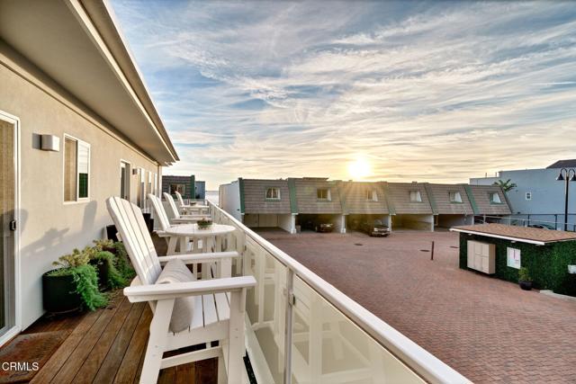 Detail Gallery Image 19 of 52 For 11770 Pacific Coast Hwy #U,  Malibu,  CA 90265 - 4 Beds | 4 Baths