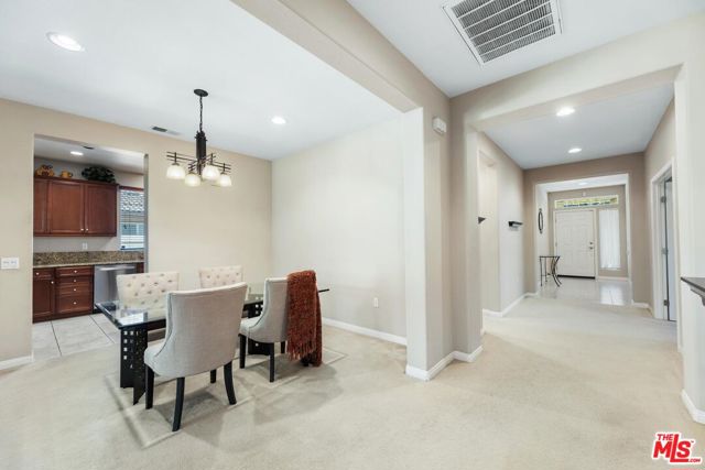 1514 Green Creek Trail, Beaumont CA: https://media.crmls.org/mediaz/d47640a7-2d5d-4349-aec4-26e71d46eb68.jpg