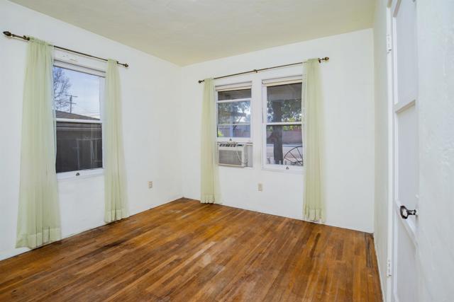 Detail Gallery Image 10 of 20 For 3885 King St, La Mesa,  CA 91941 - 3 Beds | 1 Baths