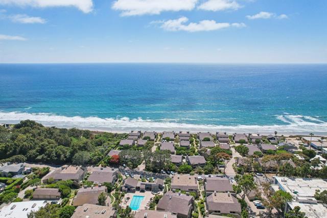 119 Spinnaker Ct, Del Mar CA: https://media.crmls.org/mediaz/d476bea4-f0e2-4e23-bd7b-a7b0553f1db2.jpg
