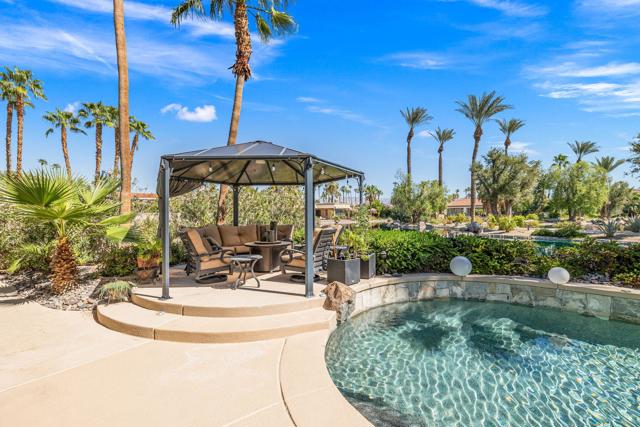 334 Crest Lake Drive, Palm Desert, CA 92211