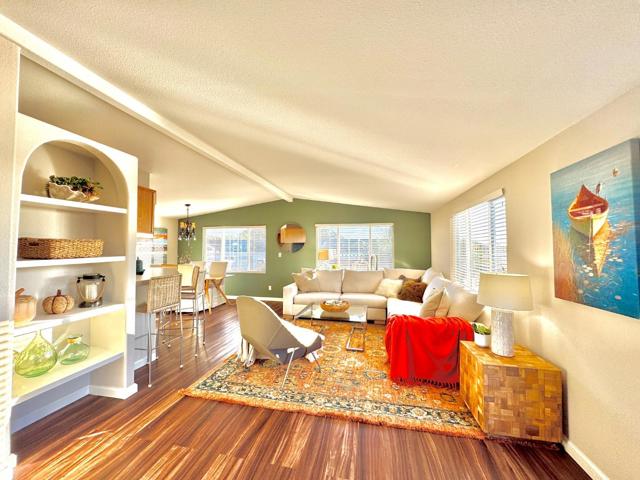 37 Oceanview Avenue, Half Moon Bay CA: https://media.crmls.org/mediaz/d477fafc-8034-4de1-a6b9-11f3a06ad7fd.jpg