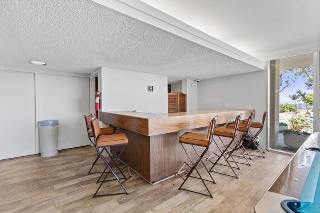 300 Davey Glen Road, Belmont CA: https://media.crmls.org/mediaz/d478085a-d904-495a-8092-ff64a1ddc089.jpg
