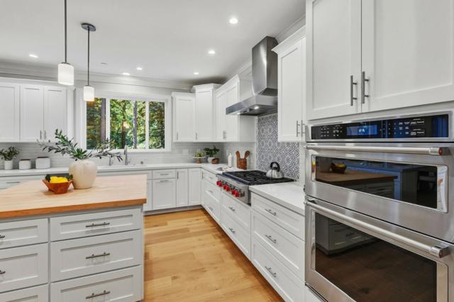 6 Timber Ridge Lane, Scotts Valley CA: https://media.crmls.org/mediaz/d4784196-d55f-4068-bba7-dcd5fc7c10a2.jpg