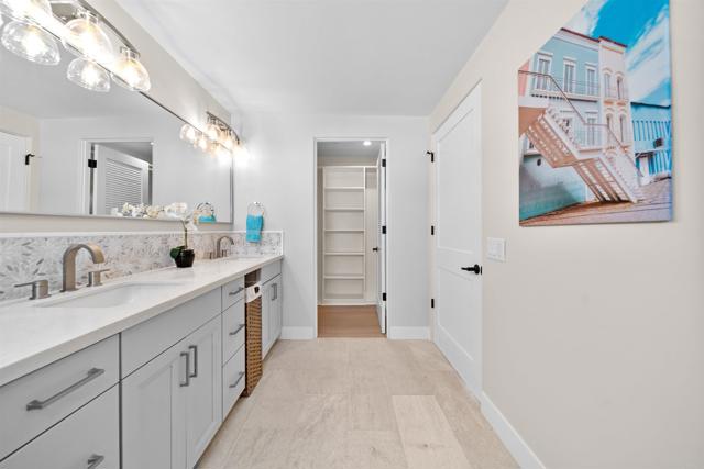 812 N Cleveland Street, Oceanside CA: https://media.crmls.org/mediaz/d4786ffd-b423-4e4c-ac54-b760402e7694.jpg